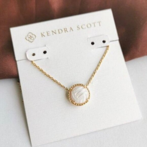 Kendra Scott Volleyball Gold White Mother-of-Pearl Necklace - Picture 1 of 2